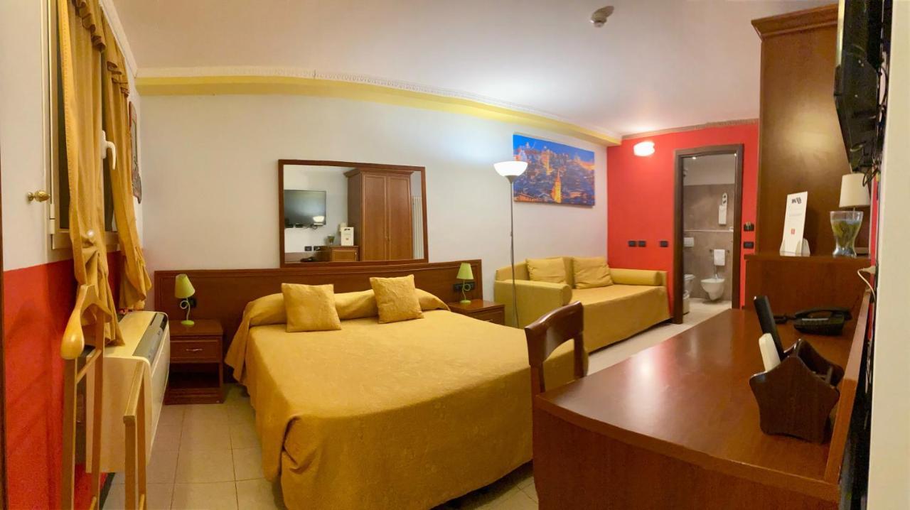 Actor Hotel Genoa Exterior photo